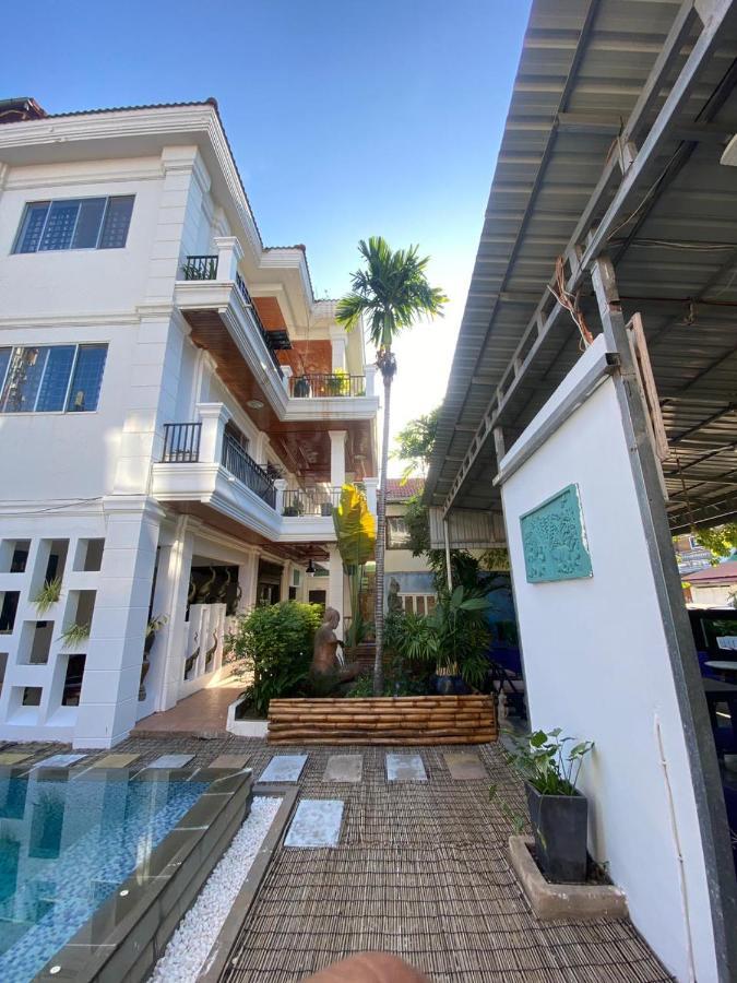 Retro Quarter Mb Siem Reap Exterior foto